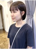 ストレートパーマでおさまるミニボブ