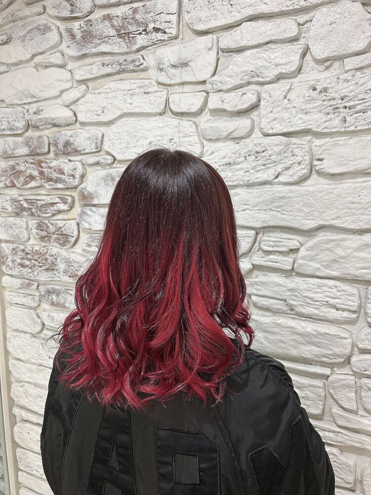 カシスレッド×グラデーションカラー：L198904158｜ヘアー ルセロ 
