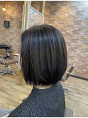 ナチュラルボブ・前下がりボブ・小顔カット