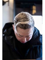 バーバー アカイ(BARBER Akai)&nbsp;ホワイトメッシュ　エッジスタイル　スキンフェード