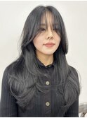 ざくざくとしたセミロングレイヤー韓国ワンホンヘア
