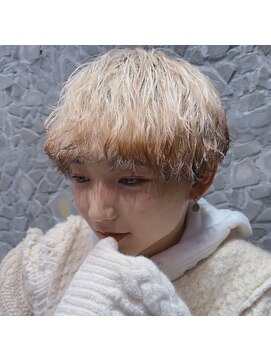 メンズサロン ガウディ 博多店(men's salon Gaudi) フォックスカラー×メンズマッシュ×スパイラルパーマ仕上げ