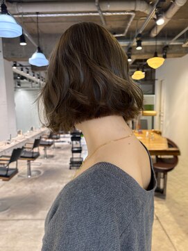 ダンボ(DUMBO) 【kacho】ボブウェーブ 切りっぱなしボブ