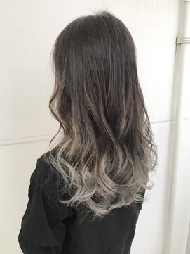 ナイン ヘアースタジオ(NINE Hair Studio) グレージユグラデーション