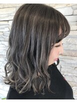 リースリー(Re.3 connecting beauty)&nbsp;ハイライトカラー　グレージュ