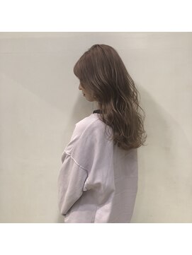 ラッド 心斎橋店(RAD) ピンクパールベージュ