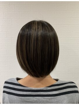 えほん美容室 立体感のあるハイライトカラー♪