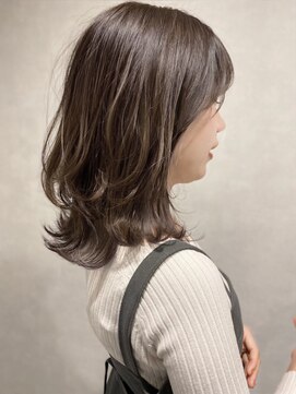 トワイスアップ(TWICE UP) 結べるボブ/外ハネボブ/イルミナカラー/サファリグレージュ