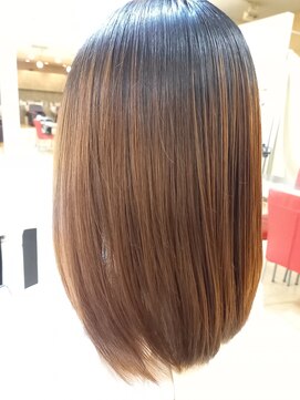 シャンプーボーイ サラツヤストレート