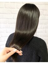 アドレバイハピネス(ADORE by happiness)&nbsp;艶髪ロング/黒髪/髪質改善/20代/30代/40代