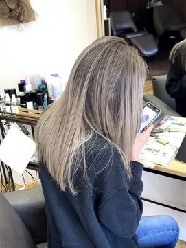 ファヴォリヘアー(favori hair) シャドールーツ/ロング