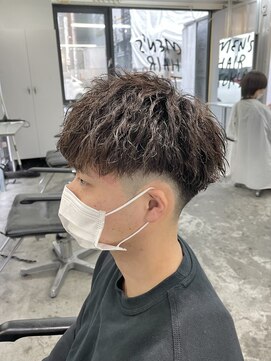 メンズヘアトーキョー 原宿(MEN'S HAIR TOKYO) 【ローフェード】ツイストスパイラル/刈り上げマッシュ