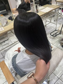 ゼスト フィーノ(ZEST fino) 【平林鼓】髪質改善×酸性ストレートで綺麗な艶髪に！