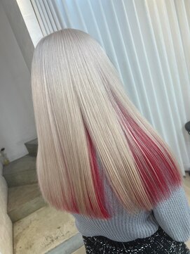 ボックスミコ(Box mico.) ホワイトの間から見えるレッドが可愛すぎる★【インナーカラー】