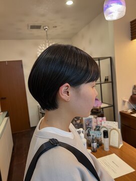 ソラ(SOLA) 耳掛け丸みショート