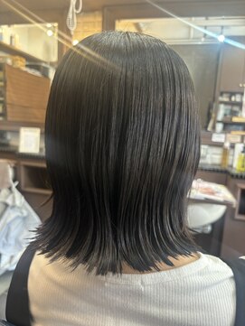 ルピナス 中田(Lupinus) 外はねボブスタイル