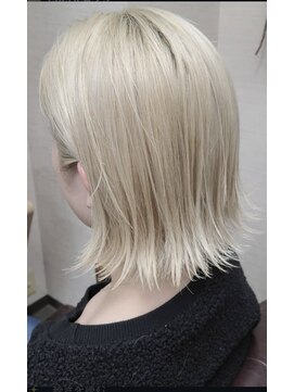 シェリー(cherie) ホワイトブロンド【池袋シェリー】