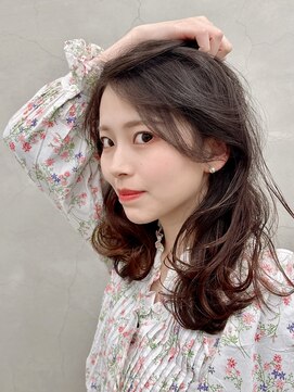 レヴィア(REVIA) レイヤーカット前髪カット髪質改善トリートメント