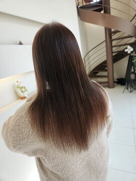 スリーヘアーデザインズ(Three Hair Designs) a