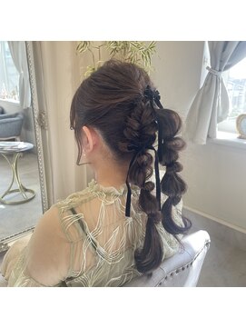 ロジー(Rosy) およばれヘアアレンジ