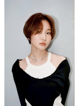 ピカイチテンジン エムスラッシュ(pikAicHi Tenjin×M.SLASH) ナチュラル派に【トレンド】ショート