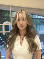 エン(en.) ブリーチ毛ベース ベージュワイドハイライト