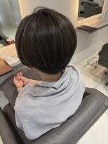 フルー 都立大学店(Fleu r)&nbsp;変化も楽しめる白髪ぼかしハイライトヘアカラー