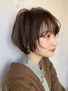 ヴェイン 渋谷(vain) 20代30代　小顔ナチュラルショート