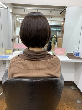 ヘアーアンドスパ ベアーズ 2 肩上ボブ