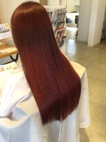 ガレリア サローネ(GALLARIA Salone by ORIGIN'S) 鮮やかレッドカラー