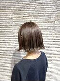 切りっぱなしボブ/カラー/ハイライト/ケアブリーチ/グレージュ