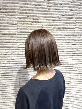 ビス リアン 川口店(Vis lien) 切りっぱなしボブ/カラー/ハイライト/ケアブリーチ/グレージュ