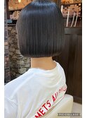 ［金子涼］美肌カラーぱつっとミニボブ