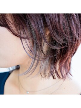 サロン マーニ(salon m ni) 大人インナーカラー×ショート