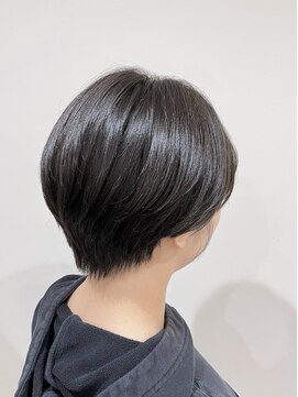 ブカブク(BUKA BUKU) 黒髪　ショートマッシュ