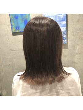 リュネッツ(lunettes) 【サイエンスアクアでツヤツヤ】マットアッシュ×外ハネスタイル