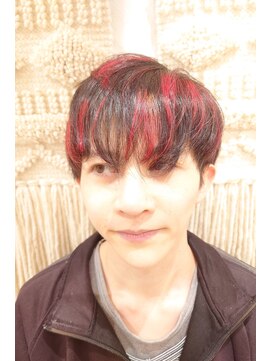 ブロッサム 若葉店(Blossom) ショートマッシュオンポイントレッド