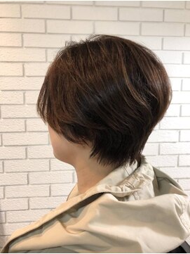 アンフィ 鶴間(Anphi) 大人ショート