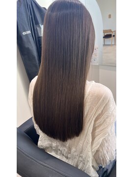 エミュスト(Emuest) 艶髪☆心斎橋髪質改善