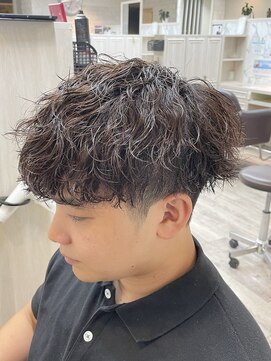 カイノ(KAINO) 波パーマ　刈り上げ　マッシュ　ツーブロック