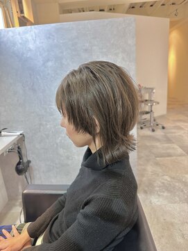 アイディール 心斎橋店(:ideal) ショートツヤ感ボブウルフレイヤーカット