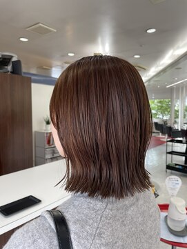 ディーボーイリタ 光の森(D-BOY Lita) 外はねボブ