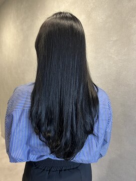 ルアン(LOUEN) 暗髪で艶々ロングレイヤー♪