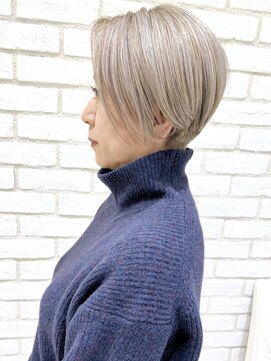 アッシュ 十日市場店(Ash) 白髪ぼかしハイライト