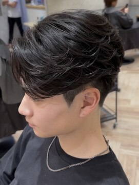 レイズ 名古屋(RAYS) アイロンで作る毛流れセンターパート h