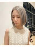 垢抜けハイトーンベージュ×大人ボブ韓国