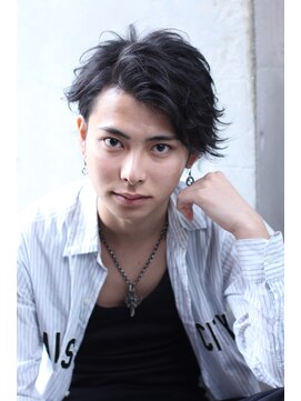 ガランテ(Galante) 黒髪ハネアップバング