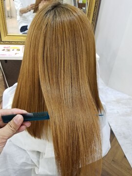 デザイナーズヘアー ラグジス(Designers hair LUXIS) ～【LUXIS海老名】～話題の髪質改善ケラテックスメント♪