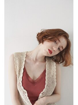 ピズム(PISM) フラッフィーガーリーセミウェットウェーブ/ボブマロンベージュ