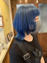 ラレイ(Lalei) *ウルフカット ダブルカラー ブルーカラー 辻幸奈